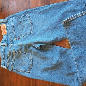 Levis wedgie straight jeans